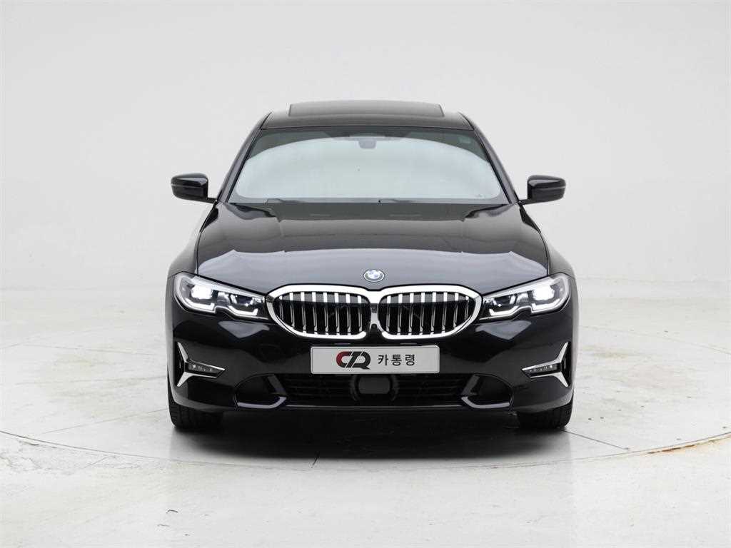 BMW 3시리즈 320i 럭셔리 사진 2/20