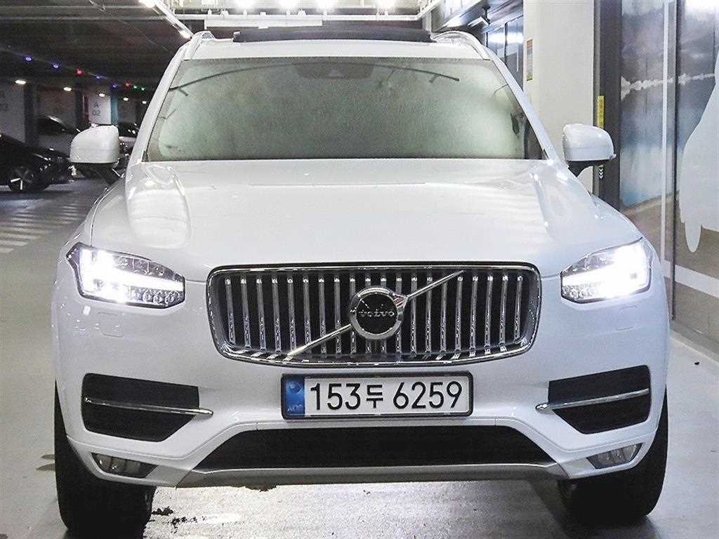볼보 XC90 2.0 T6 AWD 인스크립션 사진 2/20