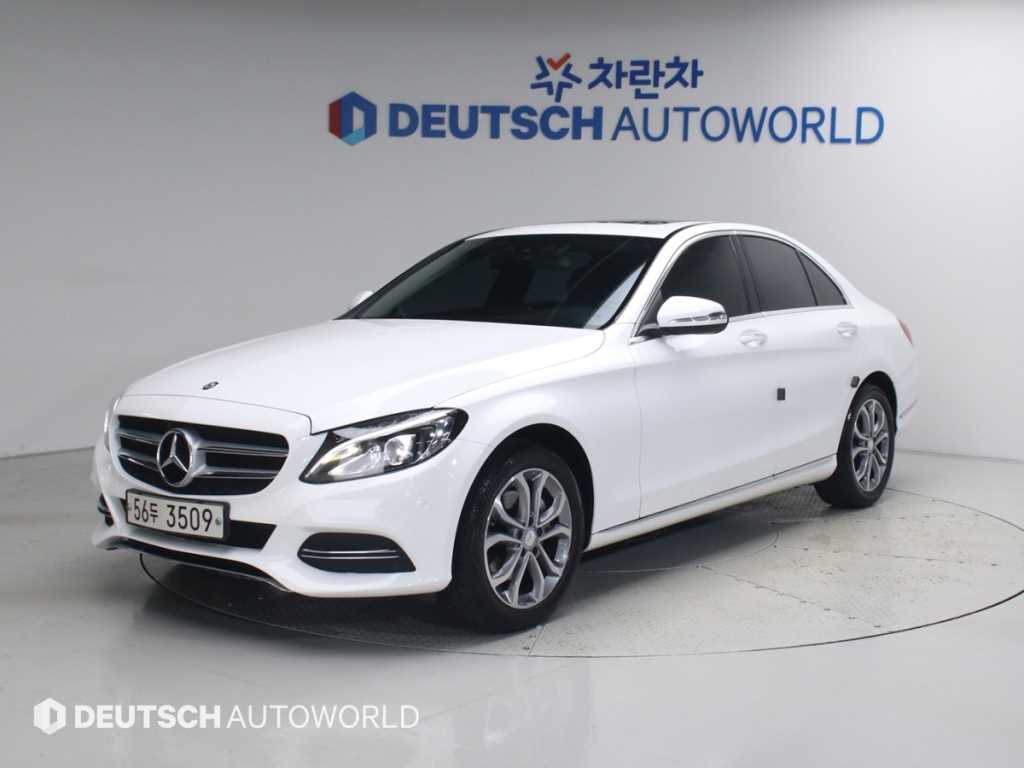 벤츠 C 클래스 C220 블루텍 아방가르드 사진