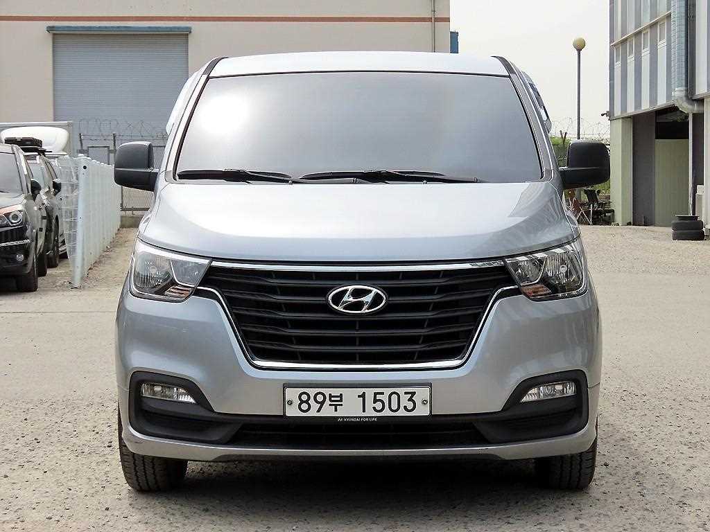 더 뉴 그랜드 스타렉스 2WD 밴 5인승 모던 2019년식