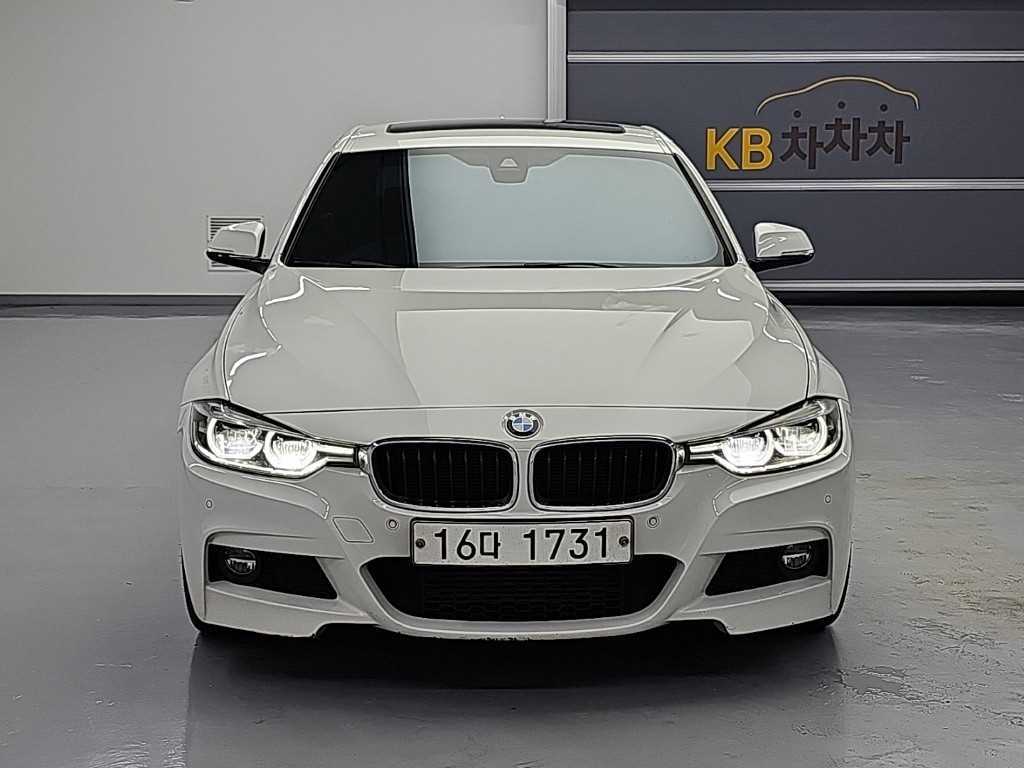 BMW 3시리즈 320i M 스포츠 사진 2/18