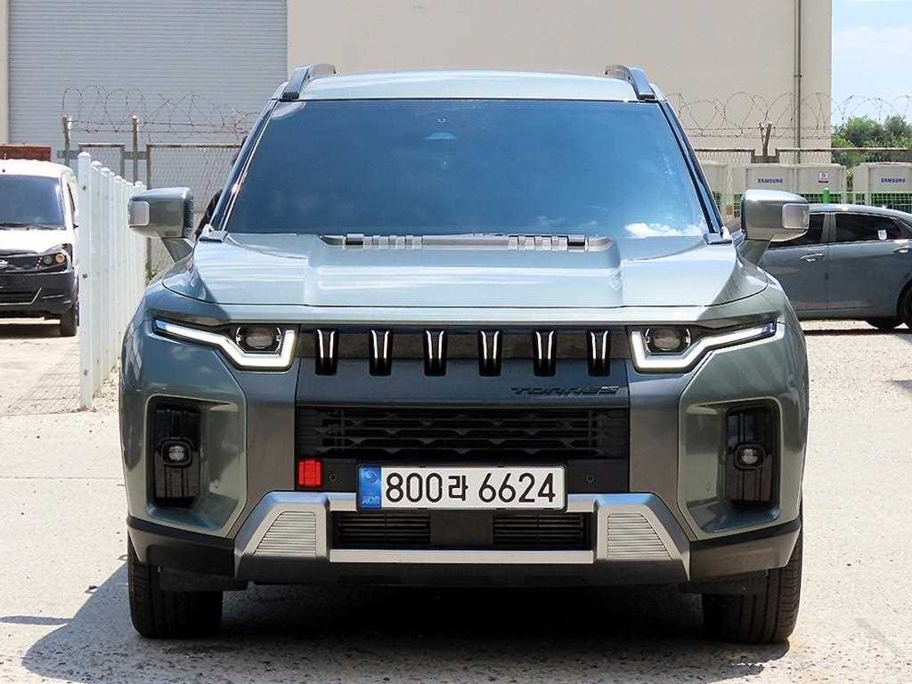 더 뉴 토레스 1.5 GDI-T 4WD TV7 밴 2025년식