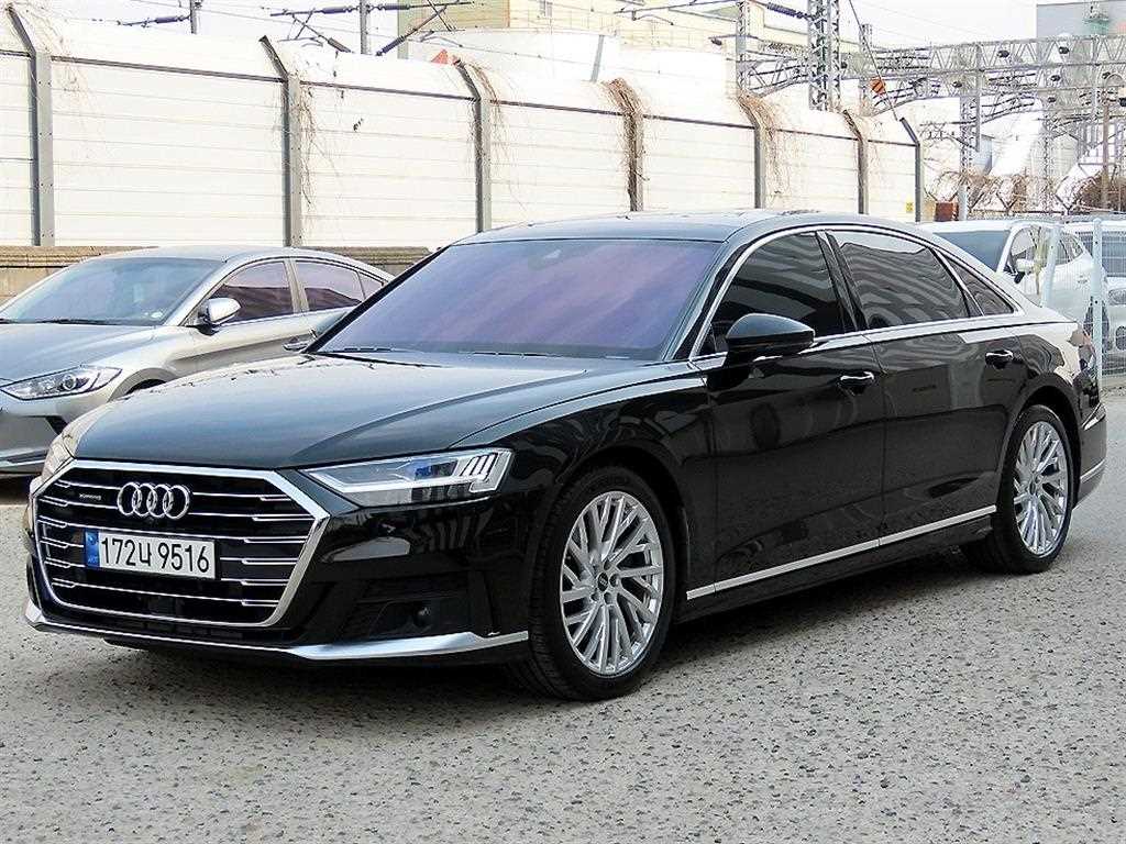 아우디 A8 55 TFSI 콰트로 LWB 사진 2/20