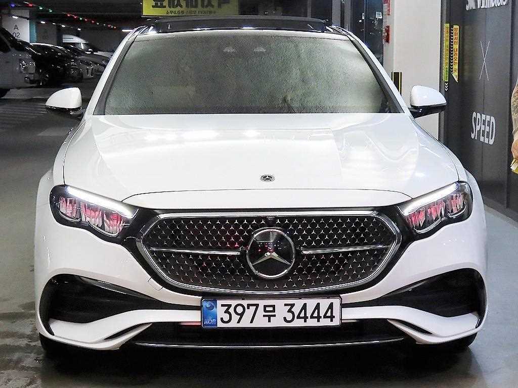 벤츠 E 클래스 E200 AMG 라인 사진 2/20