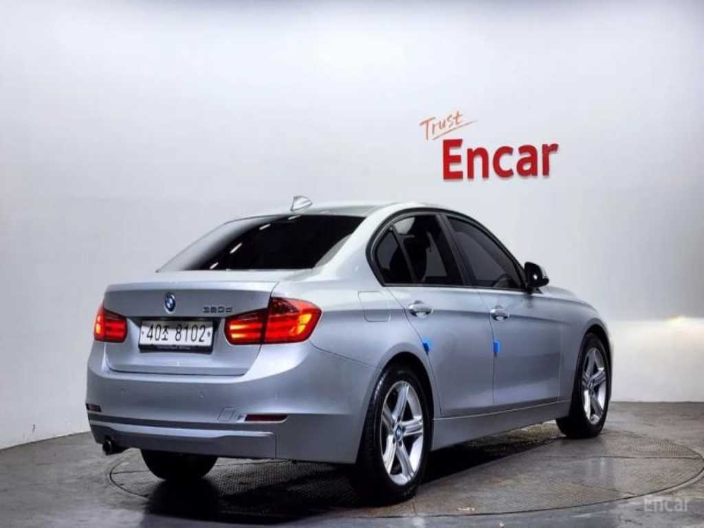 BMW 3시리즈 320d 사진 2/20