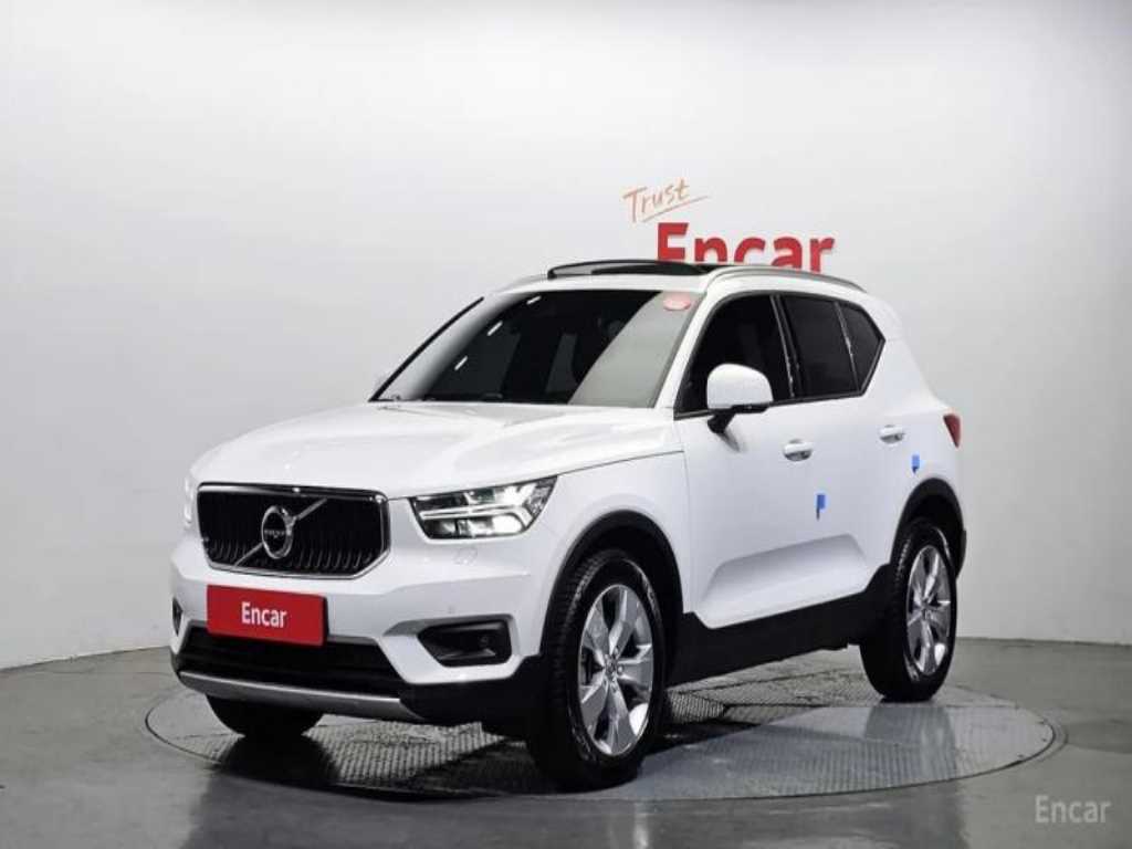 XC40 B4 AWD R-디자인 2021년식