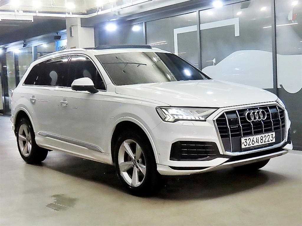 Q7 (4M) 45 TDI 콰트로 2020년식