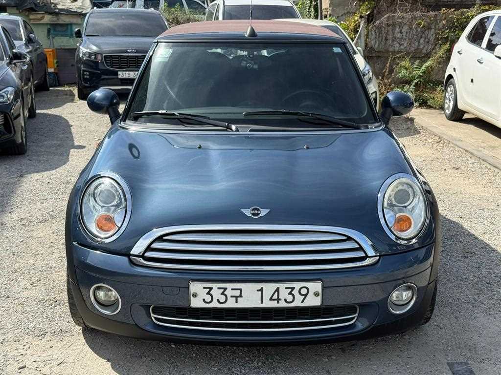 MINI 쿠퍼 컨버터블 1.6 쿠퍼 사진 2/20