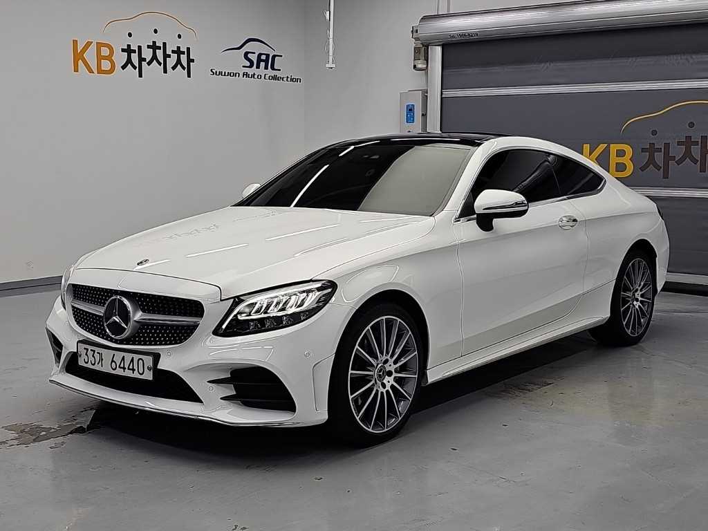 벤츠 C 클래스 C220 d 4MATIC 쿠페 사진