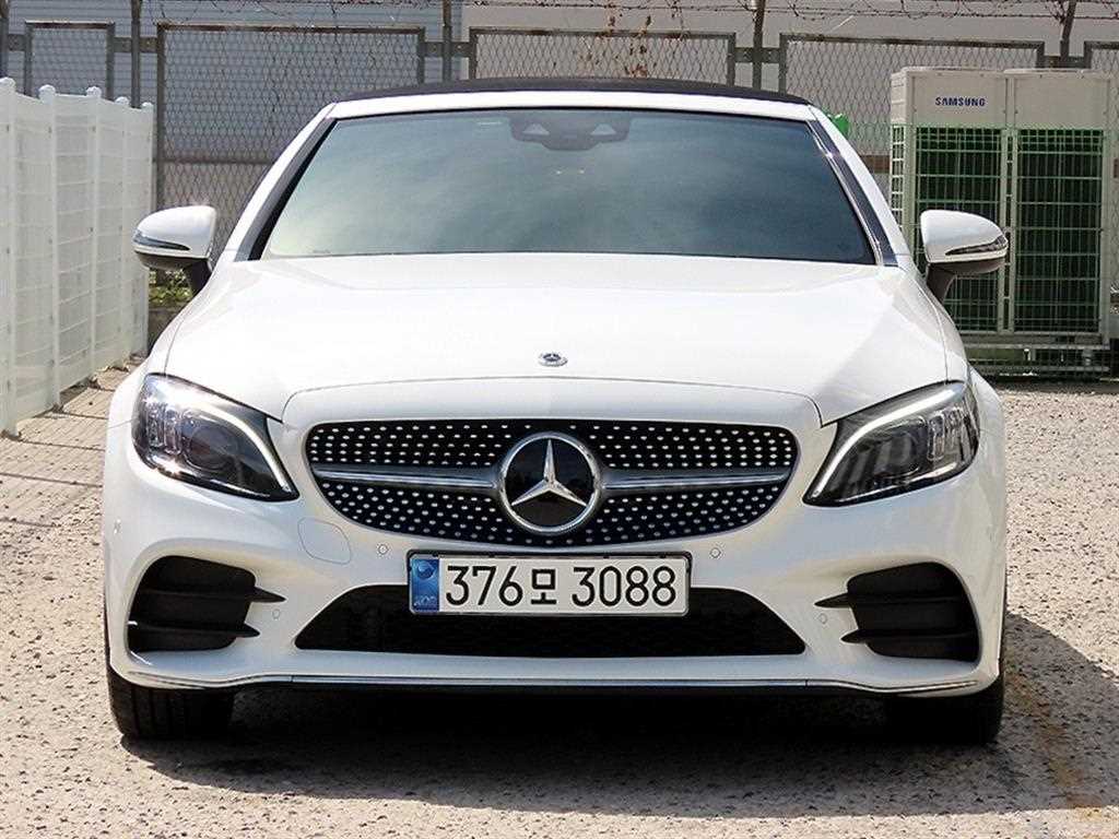 C클래스 W206 C200 카브리올레 2023년식