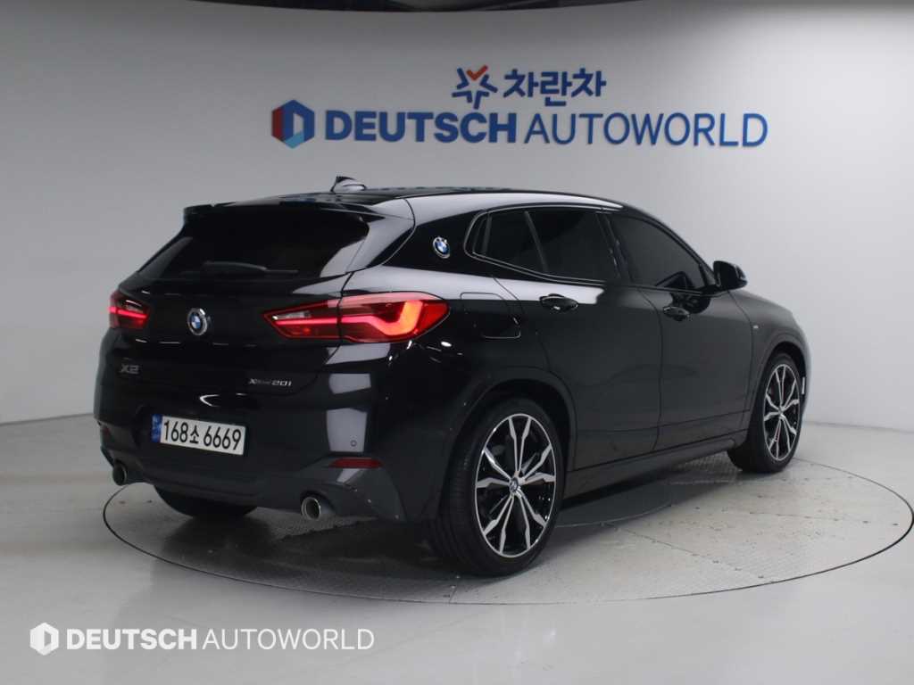 BMW X2 xDrive 20i M 스포츠 사진 2/20