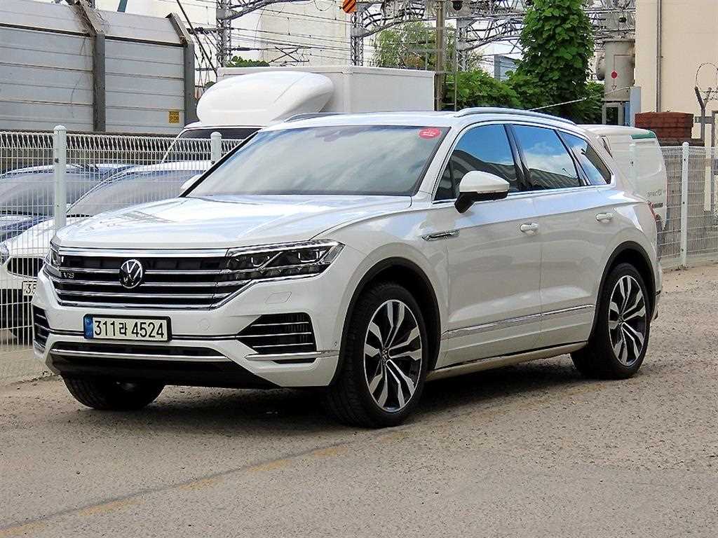 폭스바겐 투아렉 4.0 TDI 프레스티지 사진 2/20