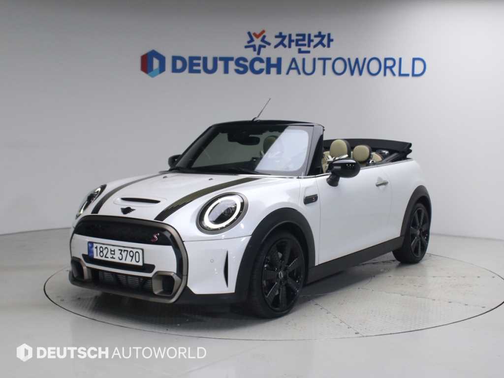 컨버터블 (F57) 2.0 쿠퍼 S 클래식 2024년식