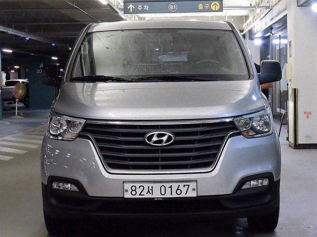 현대 스타렉스 2WD 밴 5인승 스타일 사진 2/19