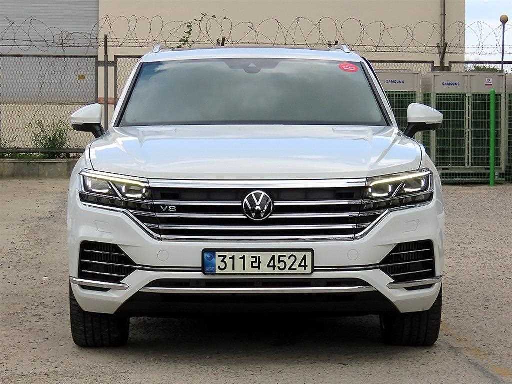 투아렉 3세대 4.0 TDI 프레스티지 2021년식