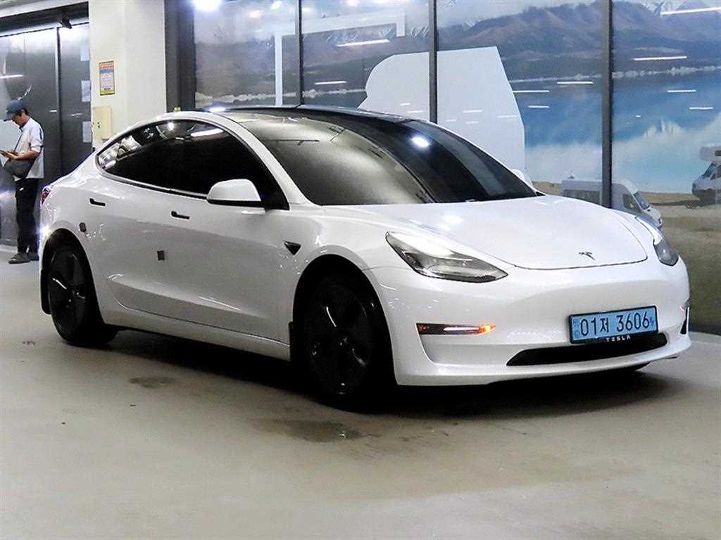 모델 3 롱 레인지 2021년식