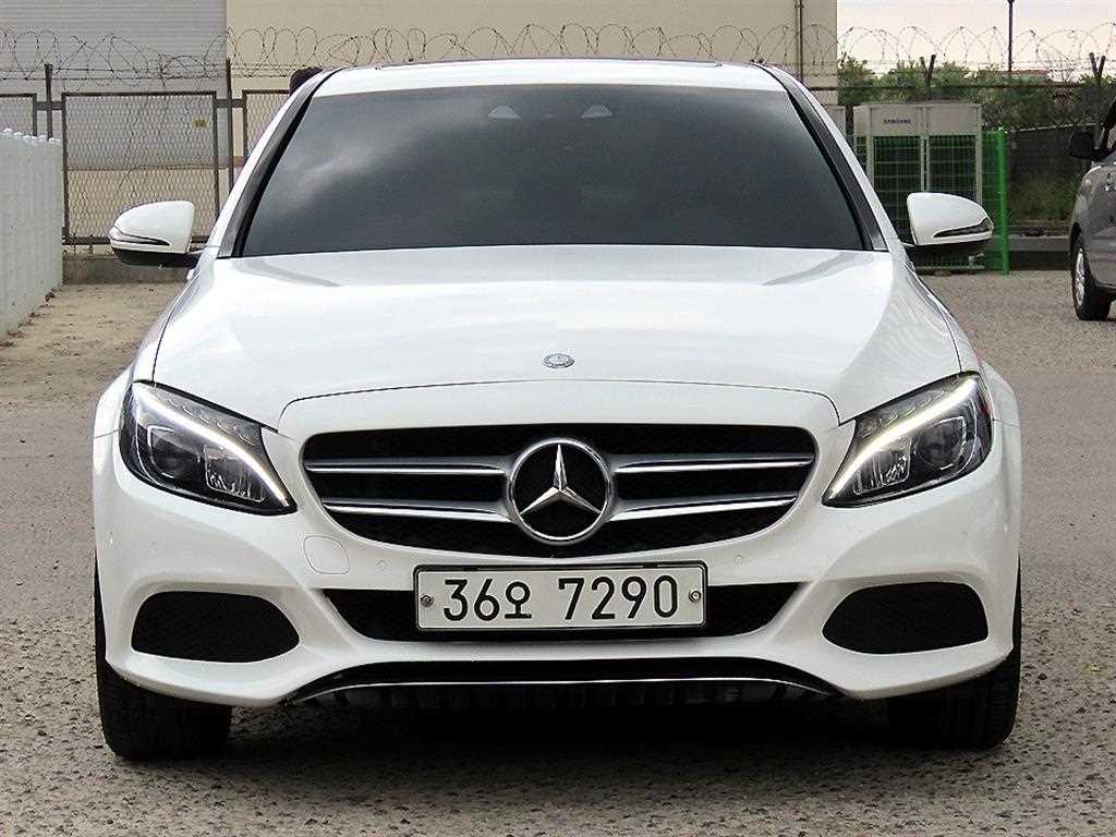 C클래스 W205 C200 2017년식