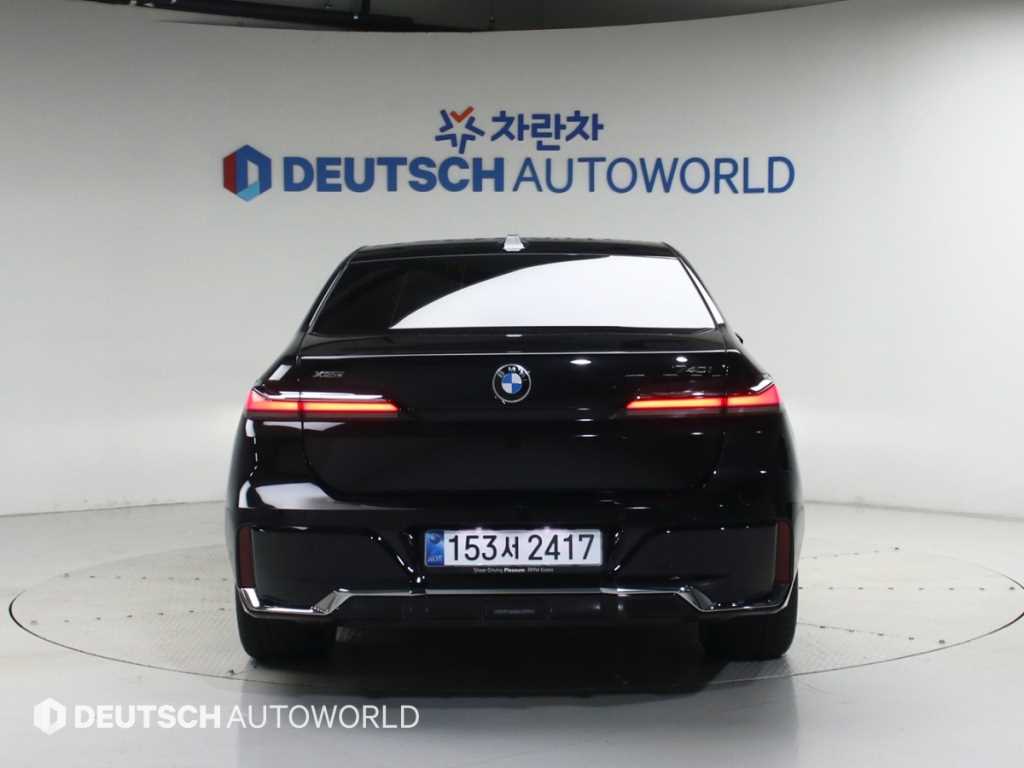 BMW 7시리즈 740i xDrive M 스포츠 사진 2/20