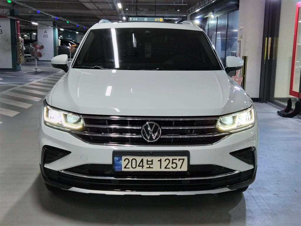 폭스바겐 티구안 2.0 TDI 프레스티지 사진 2/20
