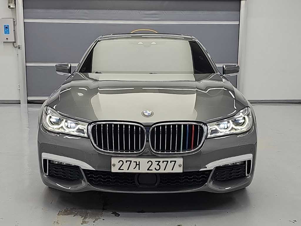 BMW 7시리즈 730Ld xDrive M 스포츠 사진 2/19