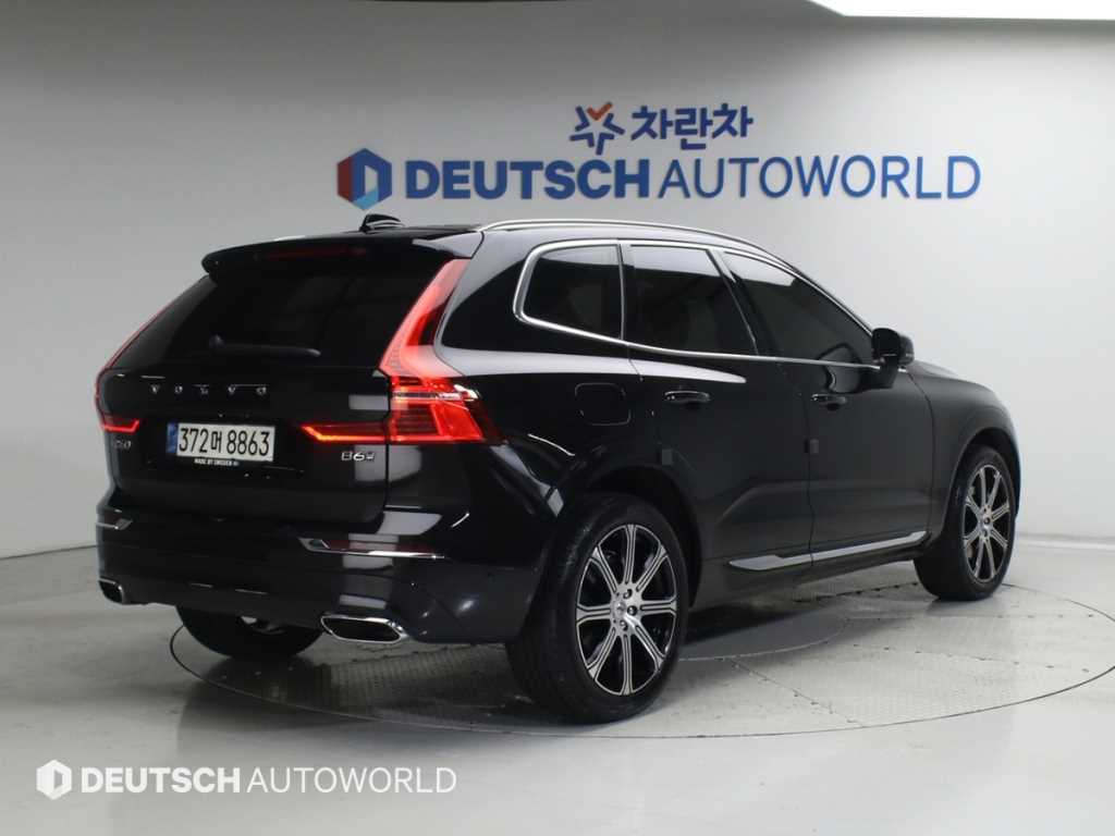볼보 XC60 B6 AWD 인스크립션 사진 2/20