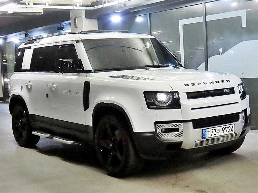 디펜더 (L663) 110 D250 SE 2022년식