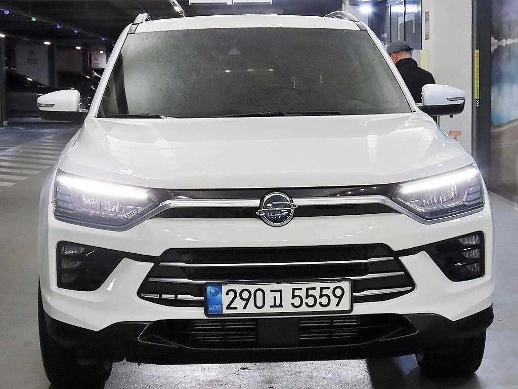 KGM 코란도 2WD 디젤 1.6 R-플러스 사진 2/20
