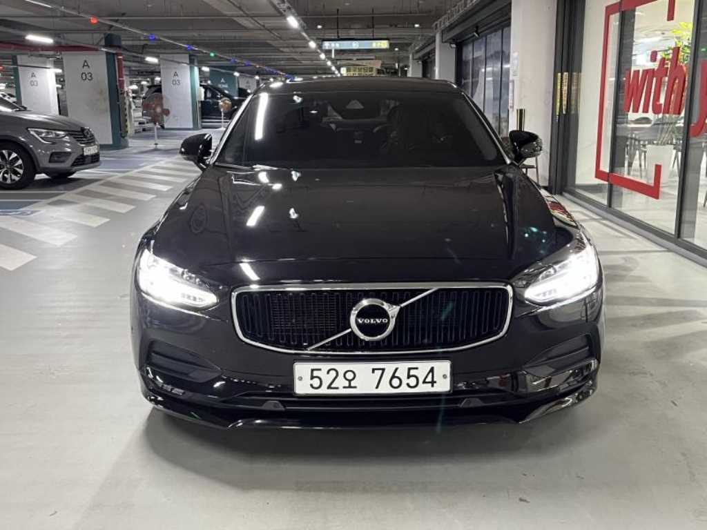 볼보 S90 T5 모멘텀 사진 2/20