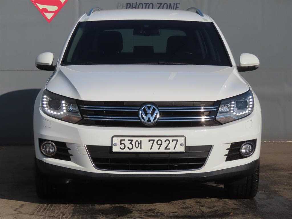 폭스바겐 티구안 2.0 TDI 프리미엄 사진 2/20
