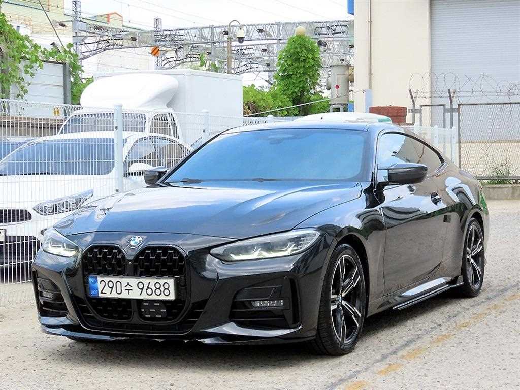 BMW 4시리즈 420d 쿠페 M 스포츠 사진 2/19