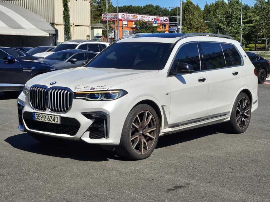 BMW X7 xDrive 40d M 스포츠 사진 2/14