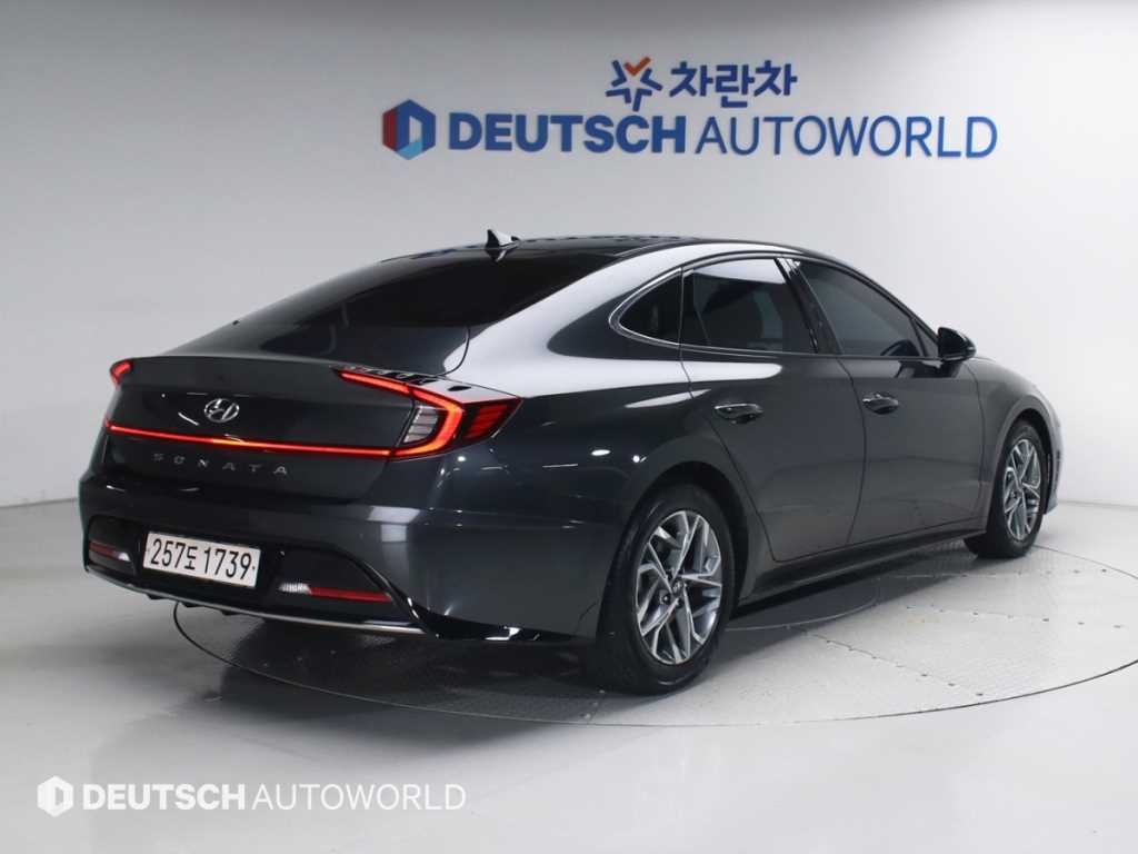 현대 쏘나타 2.0 프리미엄 플러스 사진 2/20