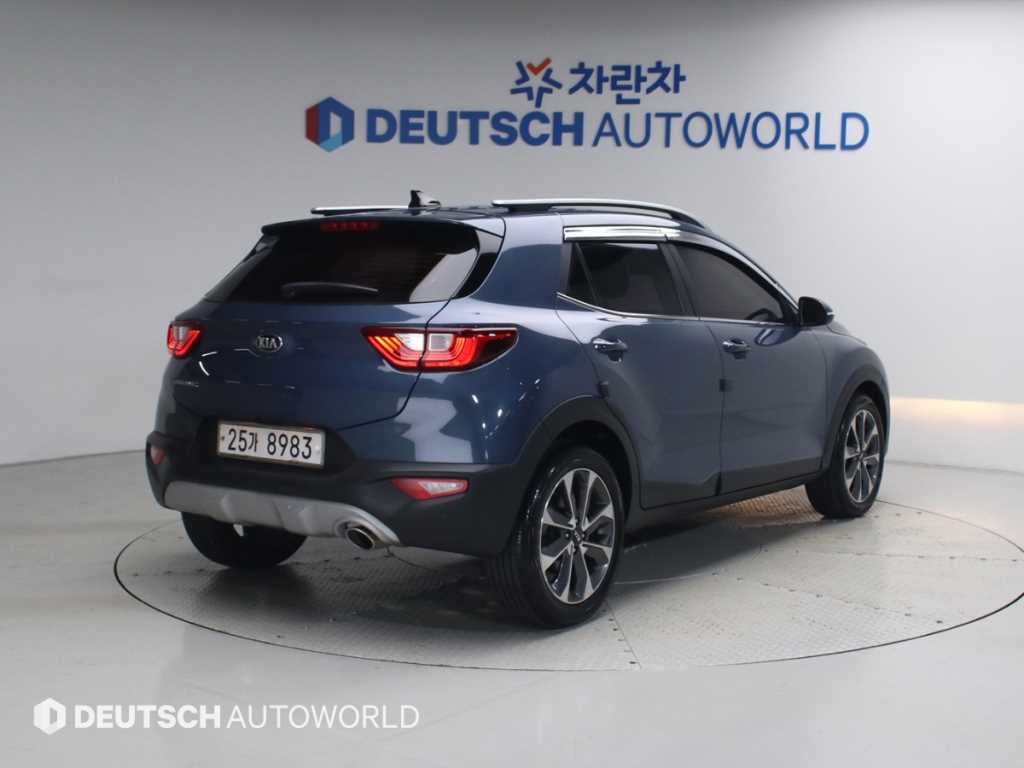 기아 스토닉 가솔린 1.4 프레스티지 사진 2/20