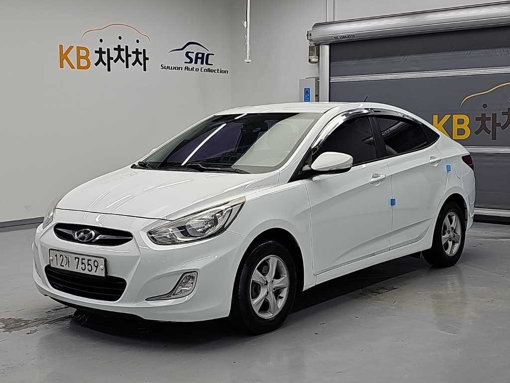 엑센트신형 1.4VVT 모던 2014년식