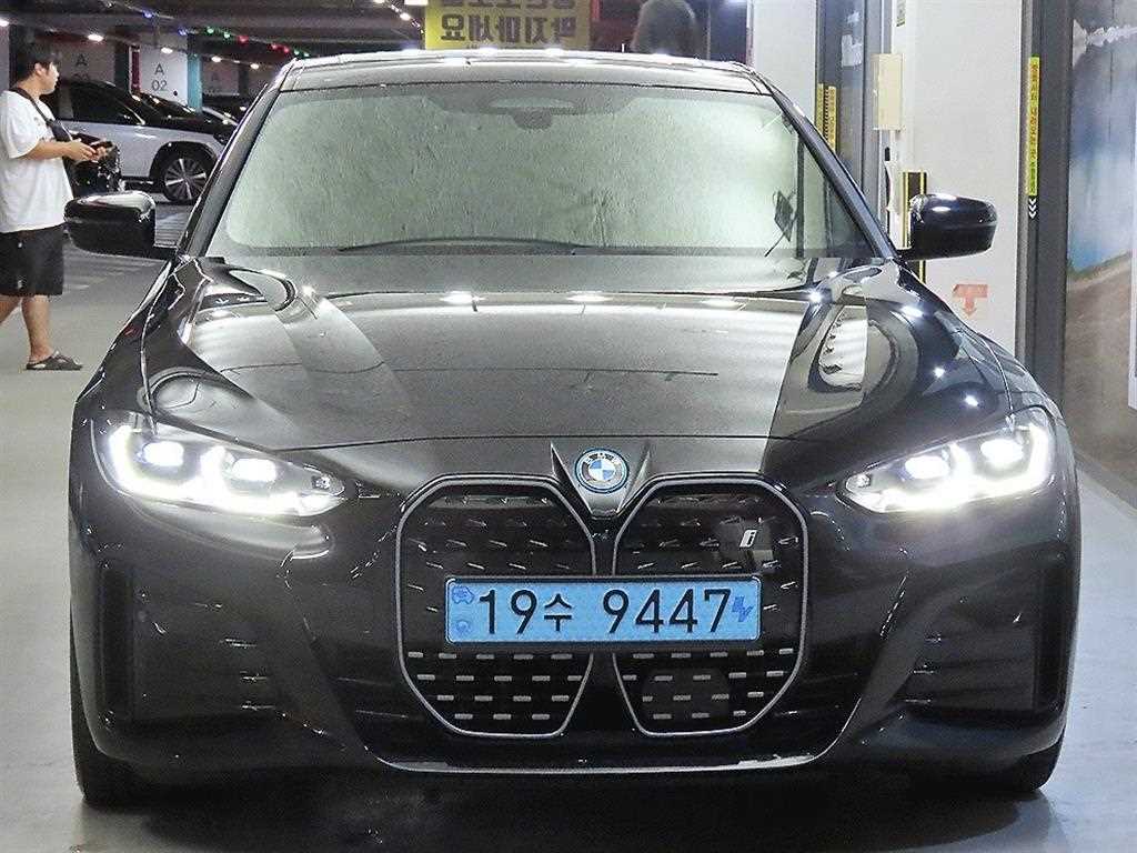 BMW i4 eDrive 40 M 스포츠 프로 사진 2/20
