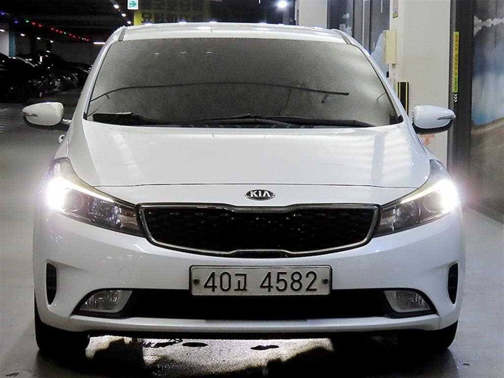기아 K3 1.6 GDI 트렌디 스타일 사진 2/18
