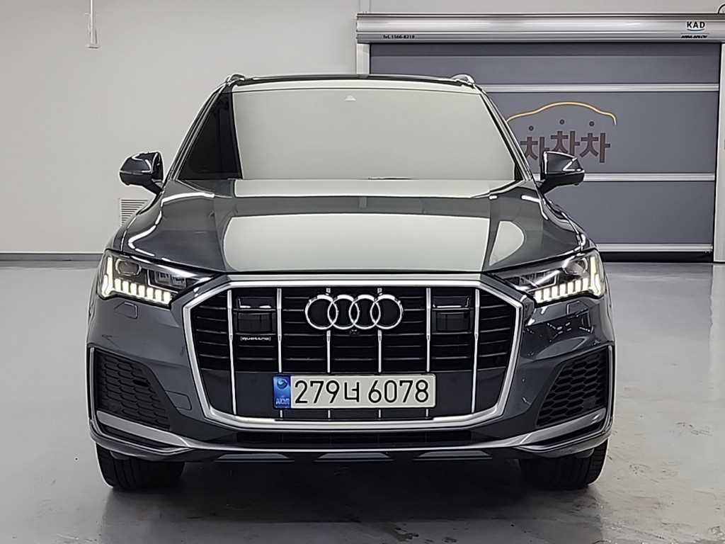 아우디 Q7 45 TDI 콰트로 프리미엄 사진 2/20