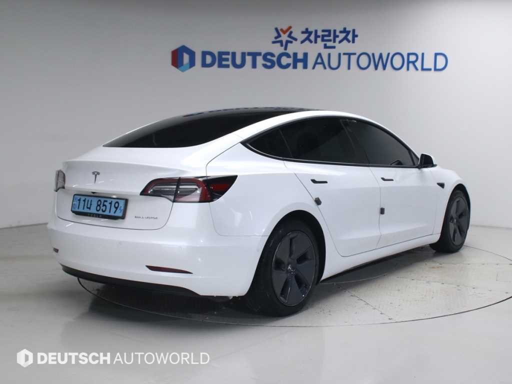 테슬라 모델 3 롱 레인지 사진 2/20