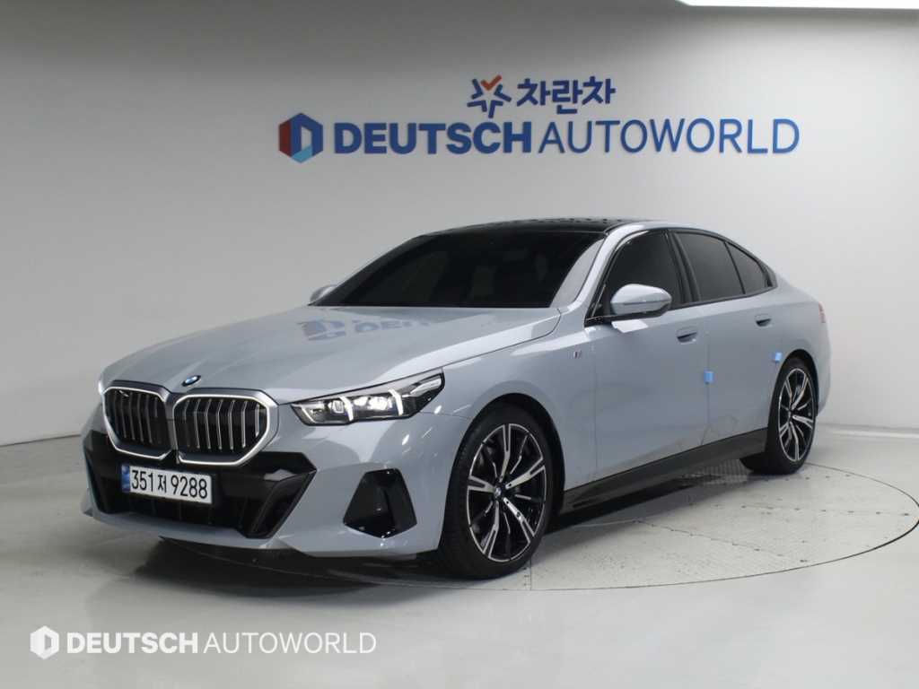 5시리즈 (G60) 530i xDrive M 스포츠 2024년식