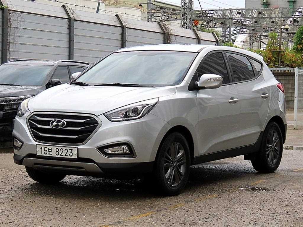 현대 투싼 디젤(E-VGT)4WD 스마트 스페셜 사진 2/20