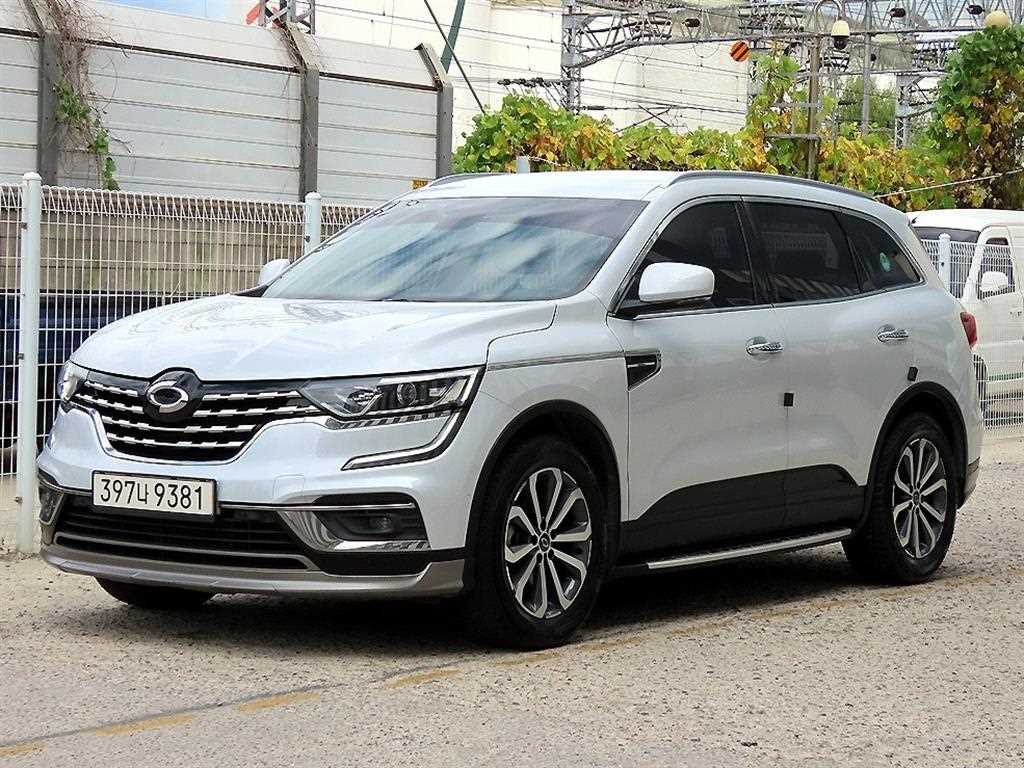 르노코리아 QM6 2.0 LPe LE 2WD 사진 2/19