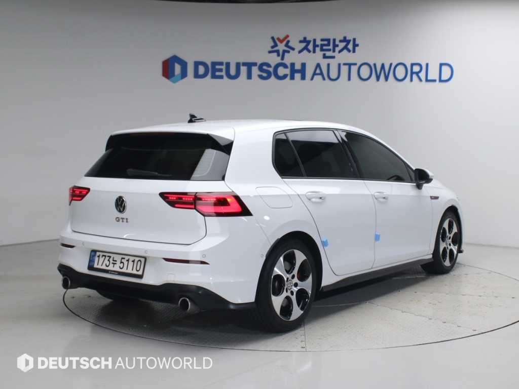 폭스바겐 골프 2.0 TDI 프레스티지 사진 2/20