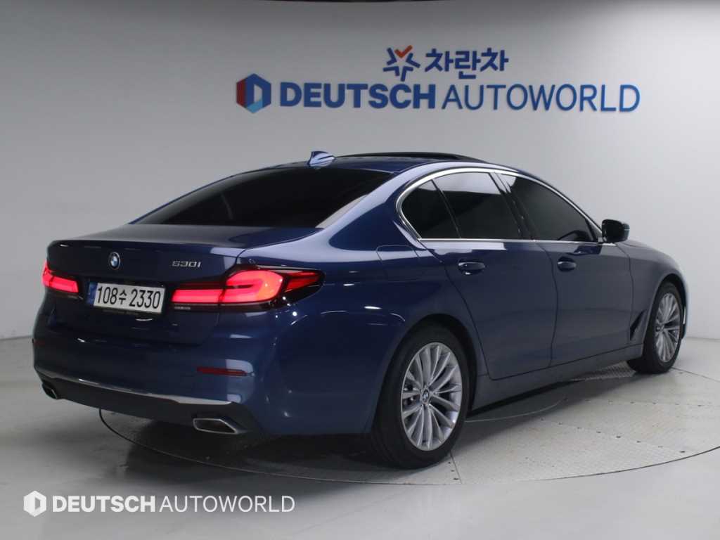 BMW 5시리즈 530i 럭셔리 사진 2/20