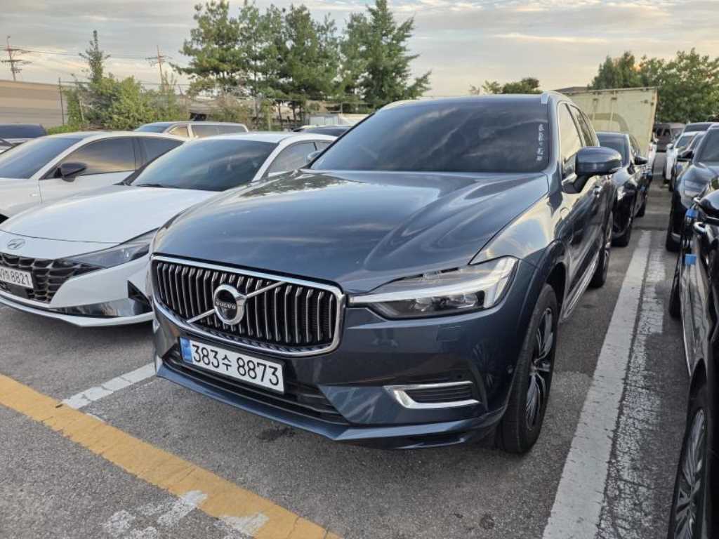 볼보 XC60 T8 AWD 인스크립션 사진