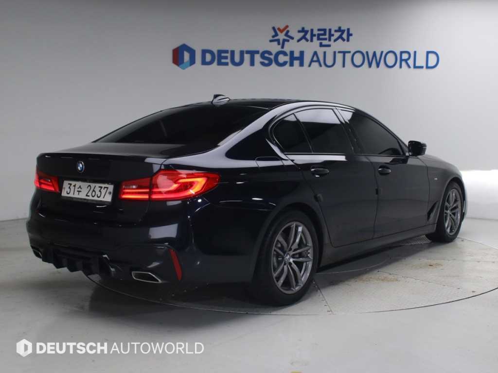 BMW 5시리즈 520d M 스포츠 플러스 사진 2/20