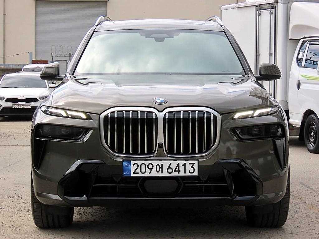 BMW X7 xDrive 40i M 스포츠 사진