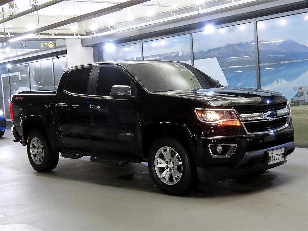 콜로라도 3.6 익스트림-X 4WD 2020년식