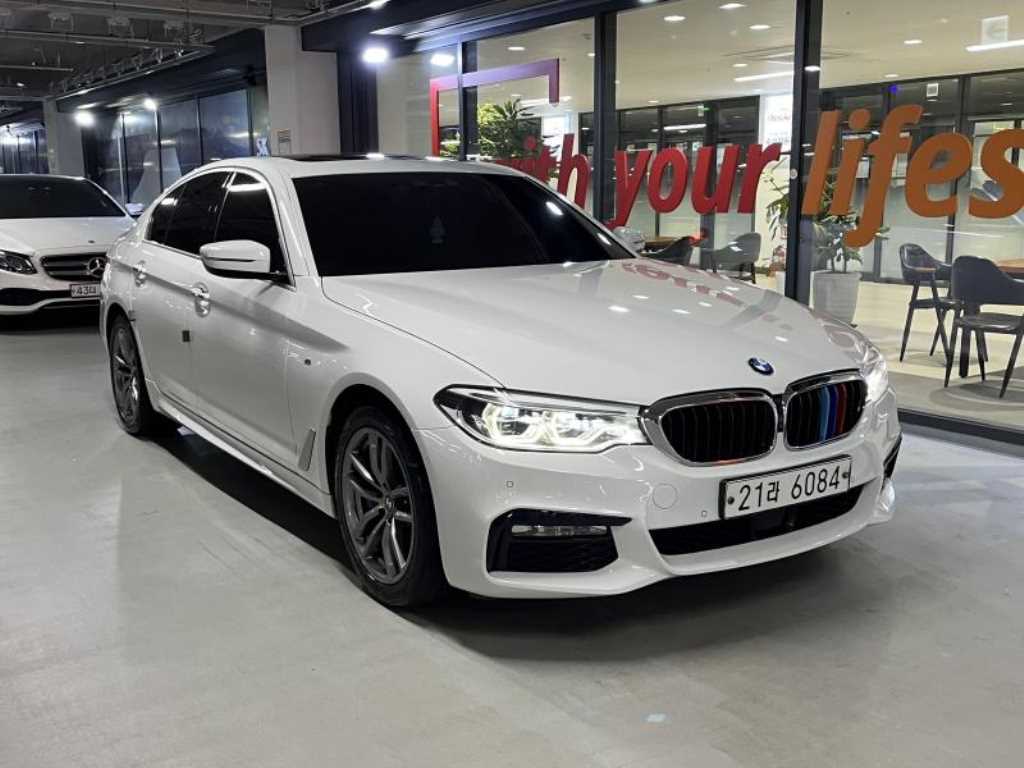 5시리즈 (G30) 530i xDrive M 스포츠 플러스 2018년식