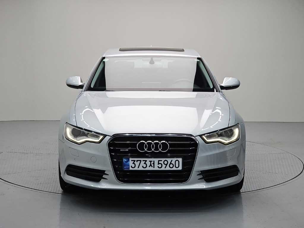 아우디 A6 3.0 TFSI 콰트로 사진 2/19