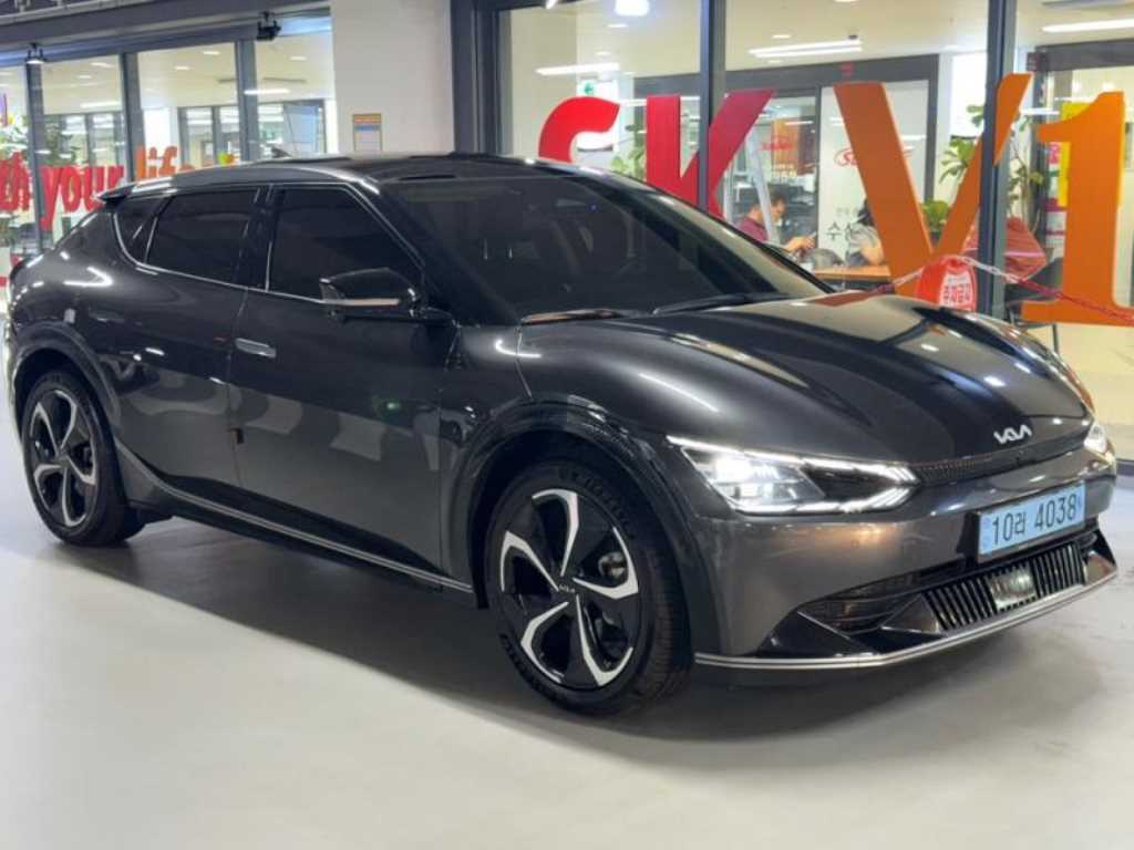 EV6 롱레인지 어스 2023년식